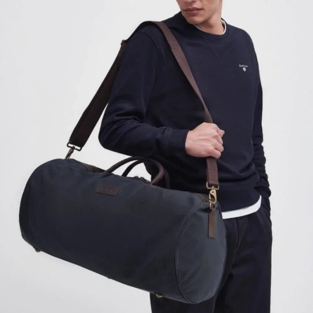 Barbour Classic Wax Holdall in Navy Great Gift ! MSRP$295